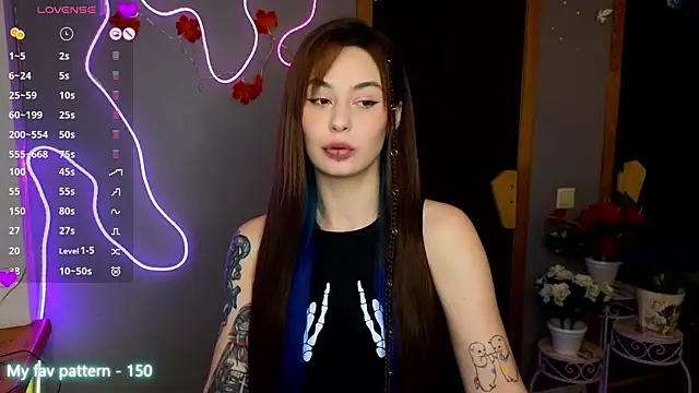 Snapshot of Miss_Fortuna chatting on 11.11.25 Miss Fortuna online show from 11.11.25