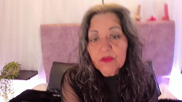 Victoriaa Anderson online show from 04.15.26