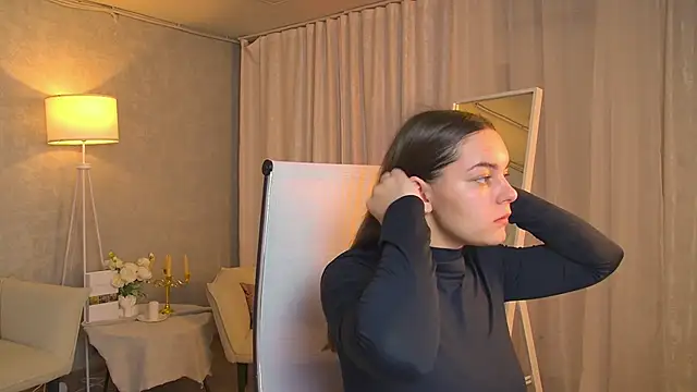 Snapshot of FrancescaCavaliere chatting on 11.21.25 FrancescaCavaliere online show from 11.21.25