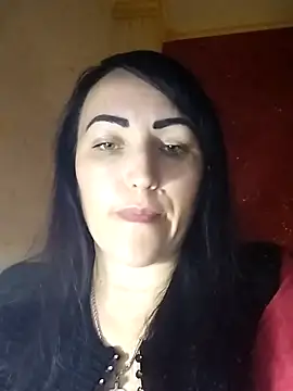 ArianaXFresh online show from 11.26.25