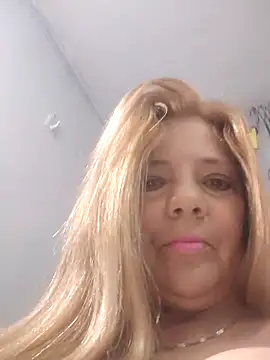 karlaanqui1 online show from 02.02.26