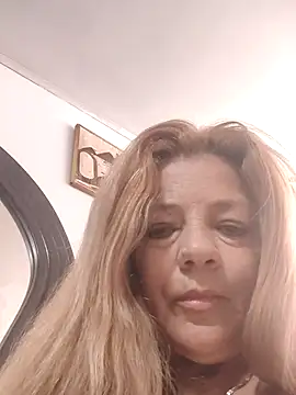 karlaanqui1 online show from 02.13.26