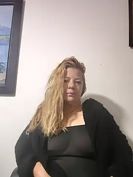 karlaanqui1 online show from 04.05.26