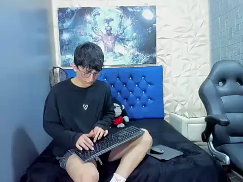 ElanGiraldo online show from 03.13.26