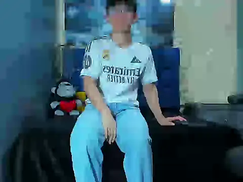 ElanGiraldo online show from 03.22.26