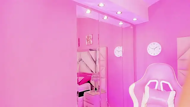 Sara connor01 online show from 11.26.25