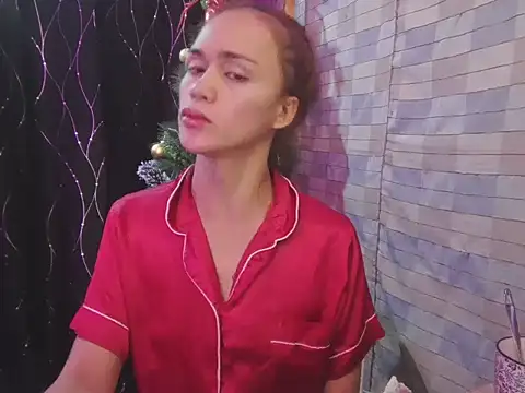 Snapshot of lustfulkatie chatting on 12.15.25 lustfulkatie online show from 12.15.25