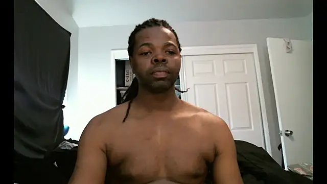 Snapshot of Mr_Sirthedom chatting on 05.08.26 Mr Sirthedom online show from 05.08.26