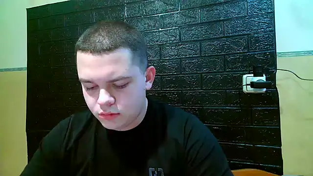 CuteButNaughty  online show from 11.29.25