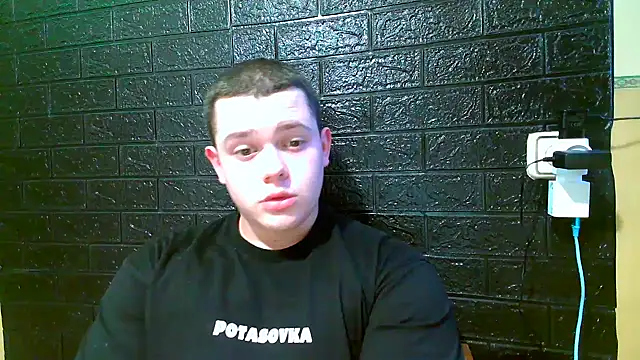 CuteButNaughty  online show from 12.22.25