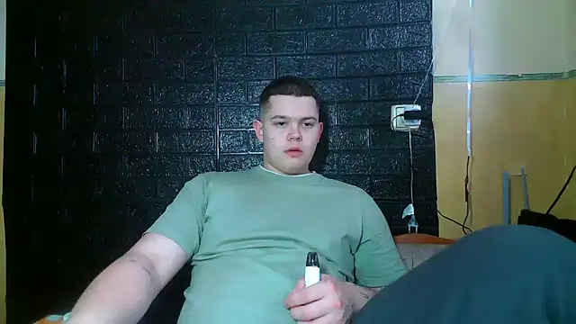 CuteButNaughty  online show from 02.13.26