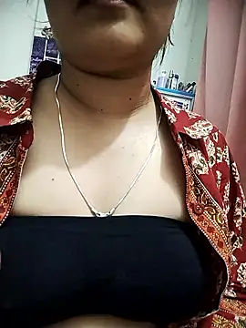 Snapshot of minni64207 chatting on 05.17.26 minni64207 online show from 05.17.26