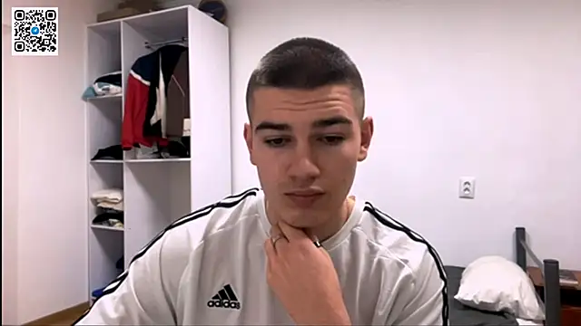 Snapshot of _BarePulse chatting on 02.20.26 BarePulse online show from 02.20.26