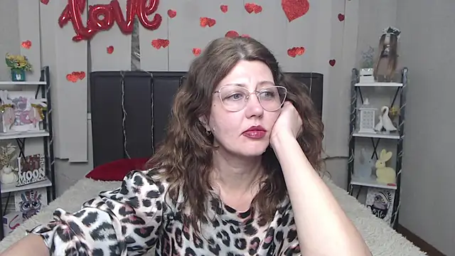 RoseHille online show from 04.16.26