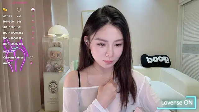 Snapshot of yannizi chatting on 06.22.26 yannizi online show from 06.22.26