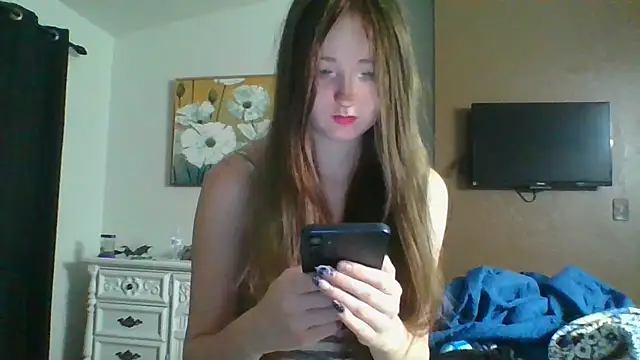 Snapshot of Kayluvs88 chatting on 04.29.26 Kayluvs88 online show from 04.29.26