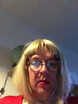 simone xdressing online show from 04.15.26