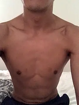 Snapshot of kimbrad chatting on 11.10.25 kimbrad online show from 11.10.25