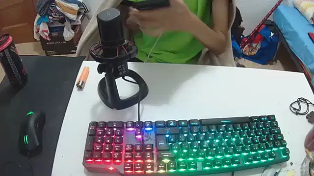 Calavera2001 online show from 12.20.25