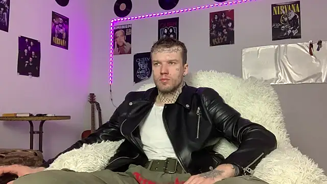 Huntall77 online show from 03.16.26