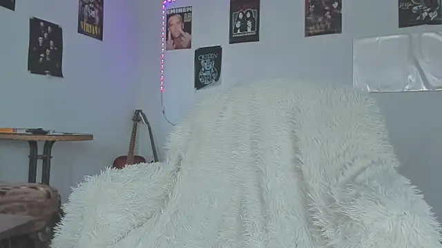 Huntall77 online show from 03.27.26