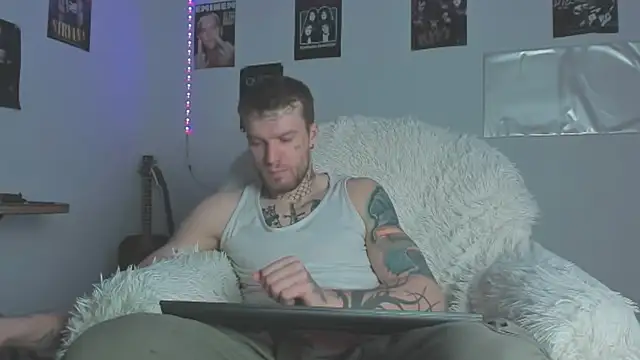 Huntall77 online show from 03.28.26