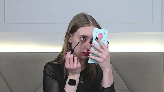 RachaelCute online show from 12.14.25