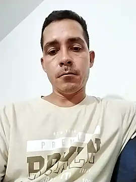 Snapshot of Damian-liam chatting on 11.10.25 Damian-liam online show from 11.10.25