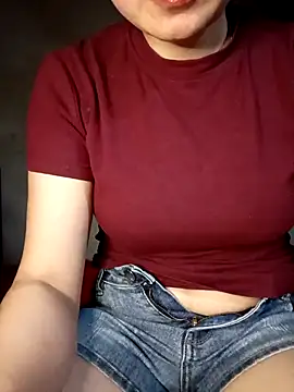 thuy-kieu online show from 02.02.26