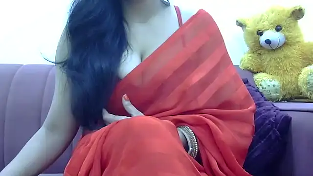 Snapshot of Zoya-sexy chatting on 01.07.25 Zoya-sexy online show from 01.07.25