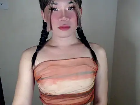 Snapshot of dazzlingcarol chatting on 02.25.26 dazzlingcarol online show from 02.25.26