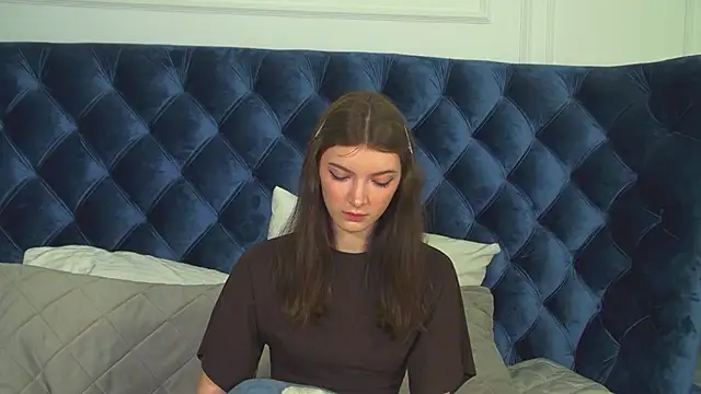 Snapshot of SophiaProve chatting on 05.22.26 SophiaProve online show from 05.22.26