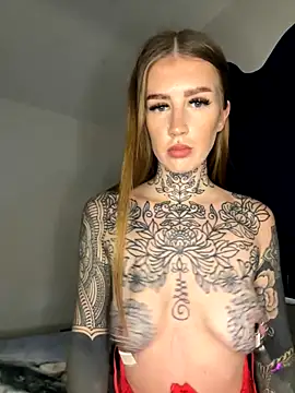 Snapshot of laurenfgs chatting on 11.13.25 laurenfgs online show from 11.13.25