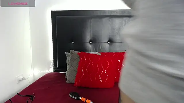 perla stone 20 online show from 02.03.26