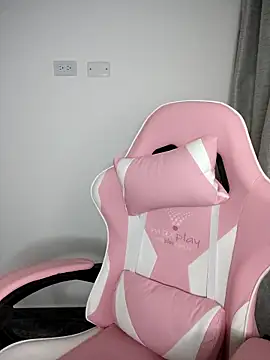 Sarah Lark- online show from 02.23.26