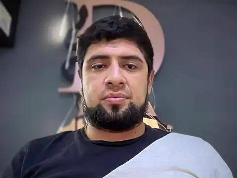 Snapshot of lukas_ad chatting on 11.12.25 lukas ad online show from 11.12.25