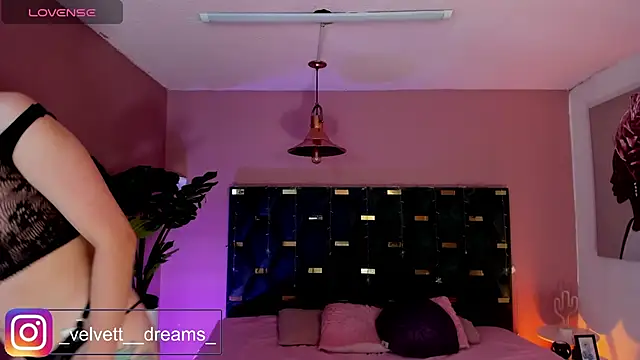 Velvet Dreamss online show from 06.01.26