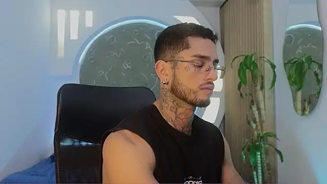 Snapshot of Alanrodgers chatting on 03.19.26 Alanrodgers online show from 03.19.26