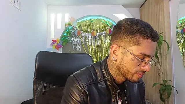 Snapshot of Alanrodgers chatting on 04.09.26 Alanrodgers online show from 04.09.26