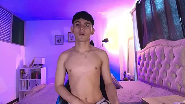 estebanperez 26 online show from 11.14.25