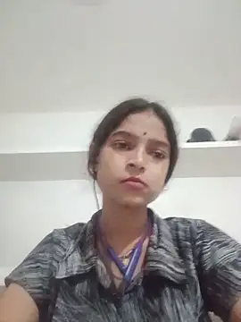 Snapshot of Mohnicute chatting on 05.27.26 Mohnicute online show from 05.27.26