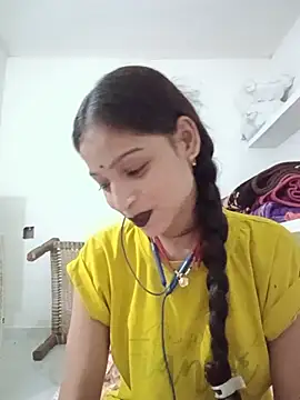 Mohnicute online show from 07.05.26