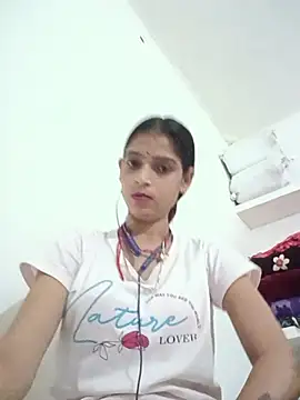 Mohnicute online show from 07.29.26
