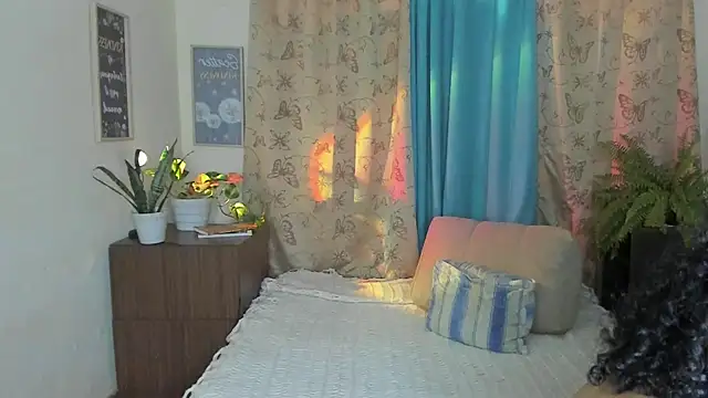 Angel White25 online show from 11.20.25