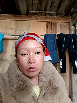 girl-hot2x online show from 02.15.26