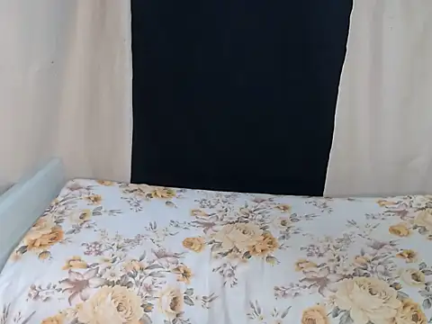 Snapshot of SKINNYMONSTERCOCK chatting on 02.04.26 SKINNYMONSTERCOCK online show from 02.04.26