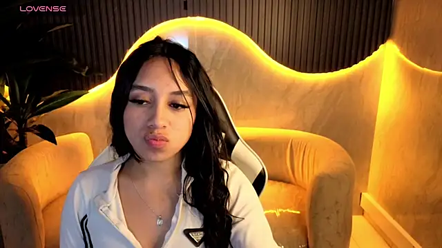 Juliana Tx online show from 02.25.26