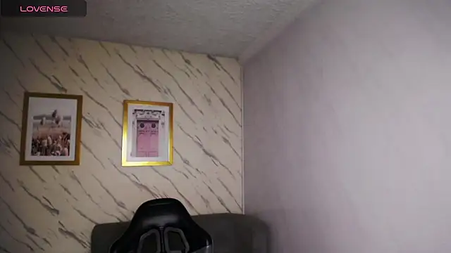 Snapshot of Violetta_jhonson_a chatting on 05.26.26 Violetta jhonson a online show from 05.26.26