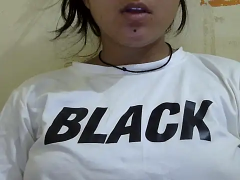 Anika Singh online show from 05.16.26