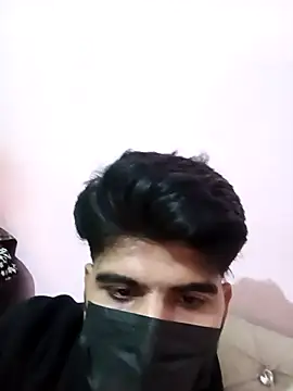 hotyyyyjonny online show from 12.13.25